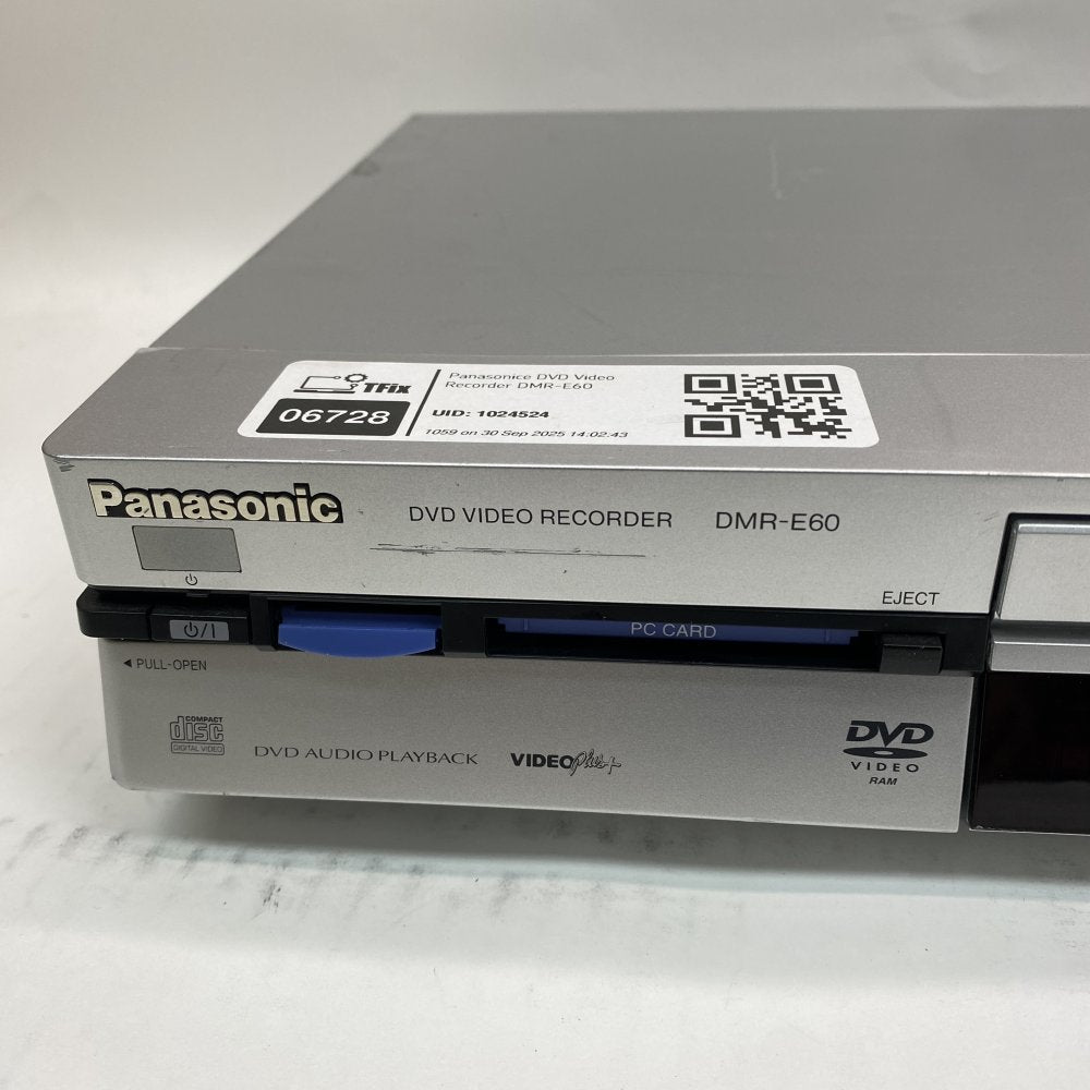 DVD Recorder DVD RAM DVD R SD PC Card SCART SVIDEO RCA Optical Panasonic DMR E60