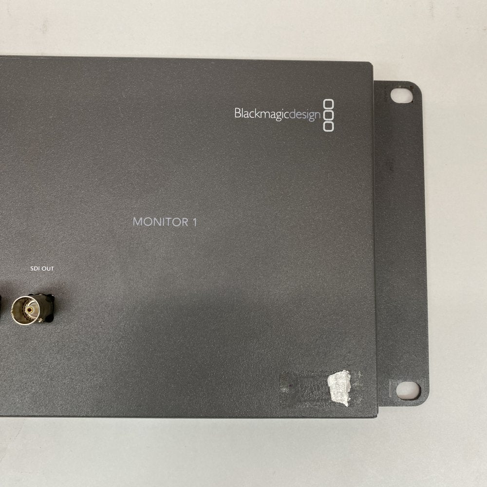 Broadcast Dual LCD SDI Ethernet USB Tally Rackmount Blackmagic SmartView Duo