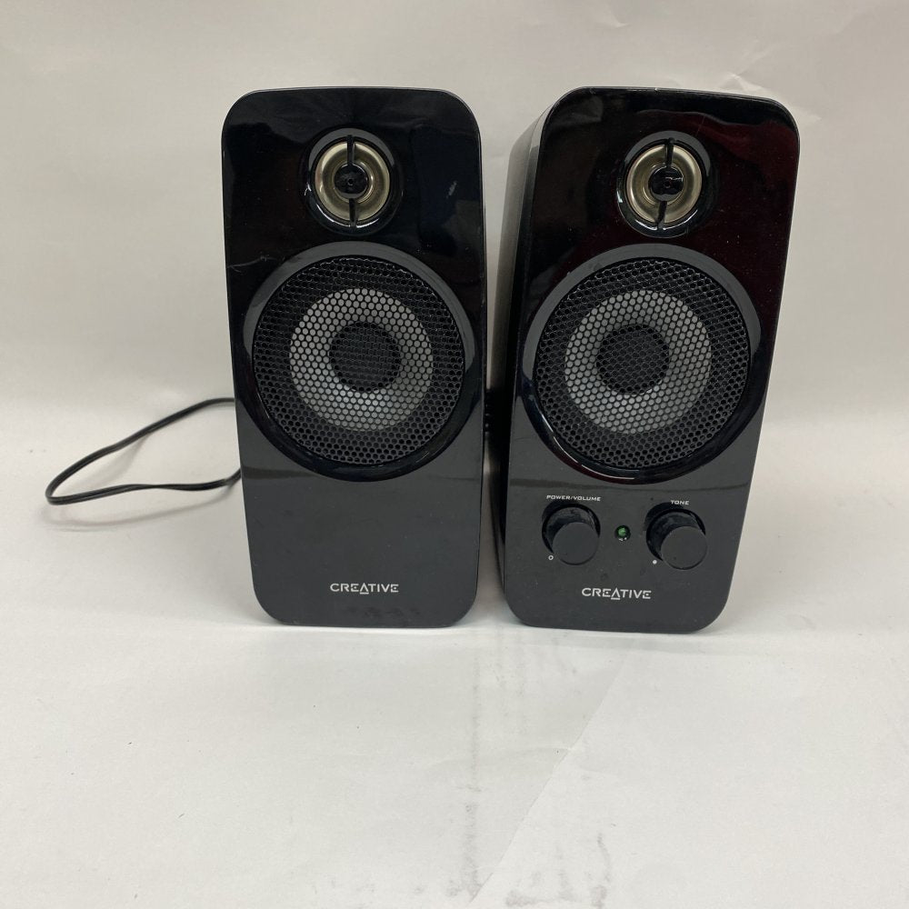Stereo Desktop Speakers 2.0 Aux 3.5mm DC Powered Creative Inspire T10 Pair