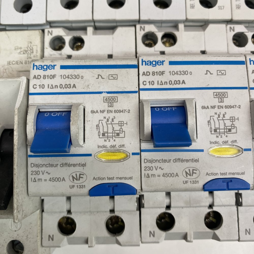 Hager AD810F RCBO, Siemens 5SM3 RCCB, ABB S203, Eaton MCH110/116 MCBs