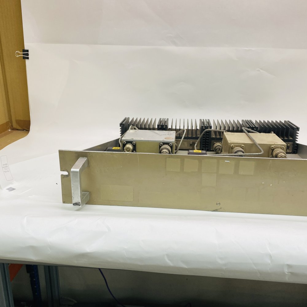 Broadcast RF Distribution Amp 4 Way 454-456.2MHz Aerial TXC-454 N Rack