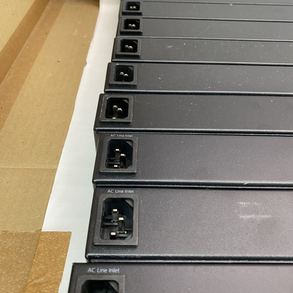 APC NetBotz PX-HID AP9361 RFID Ethernet Access Control System Bundle