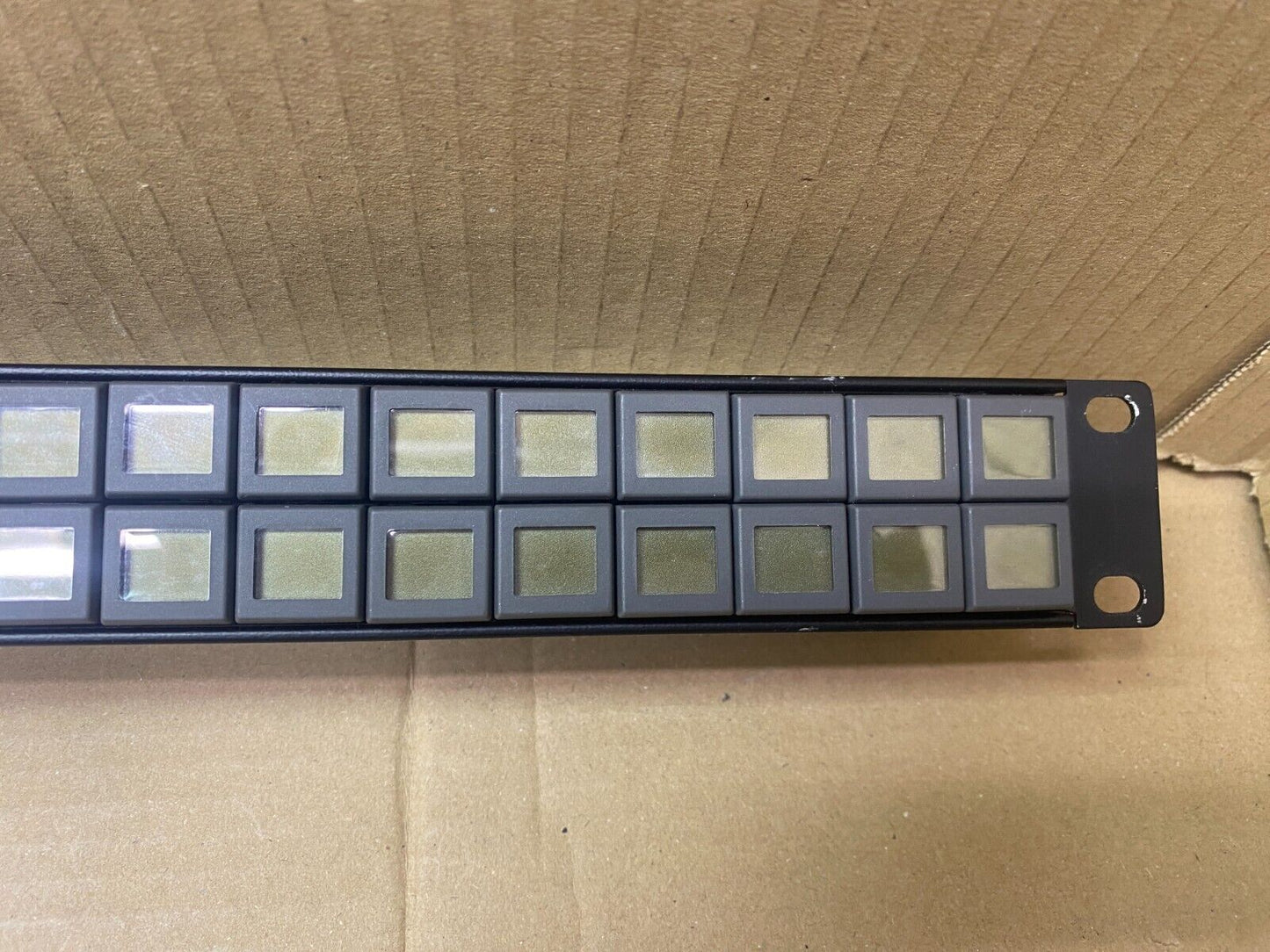 LCD Button Panel Miranda NV9642 Broadcast , 1RU Rack-Mount, SDI Control
