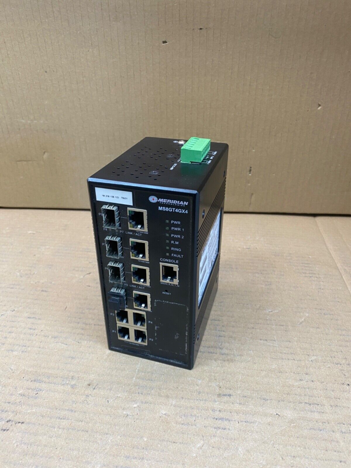 Industrial Gigabit Ethernet Switch Meridian MS8GT4GX4 8-Port SFP 10GbE