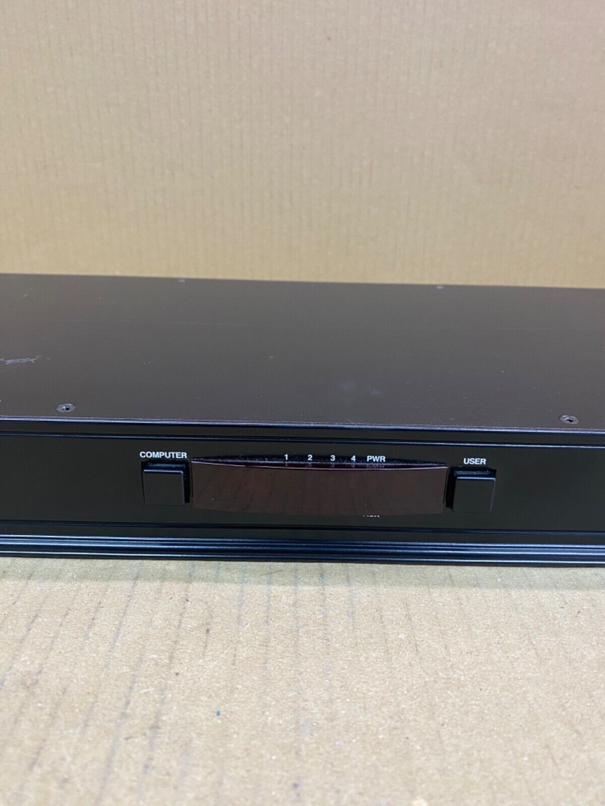 Black Box ServSwitch CX KV0424A-R2 24-Port Rackmount USB KVM Switch