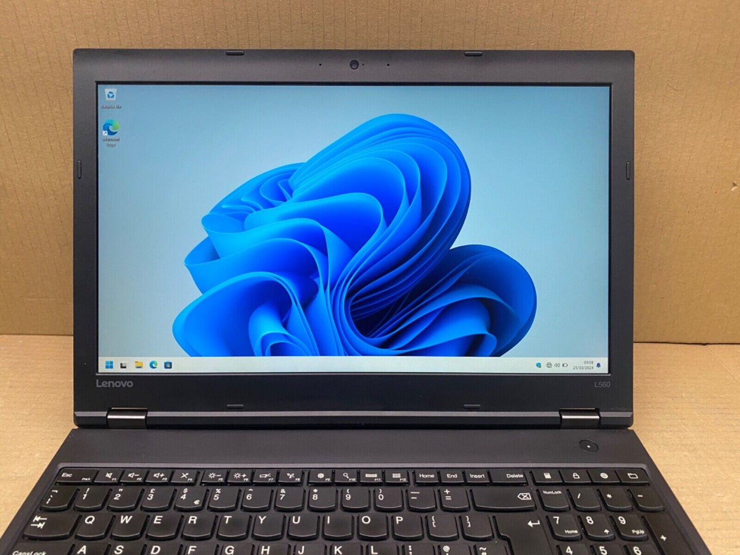 Lenovo ThinkPad L560 i5-6200U 8GB 476GB SSD Win 11 USB HDMI 15.6" HD
