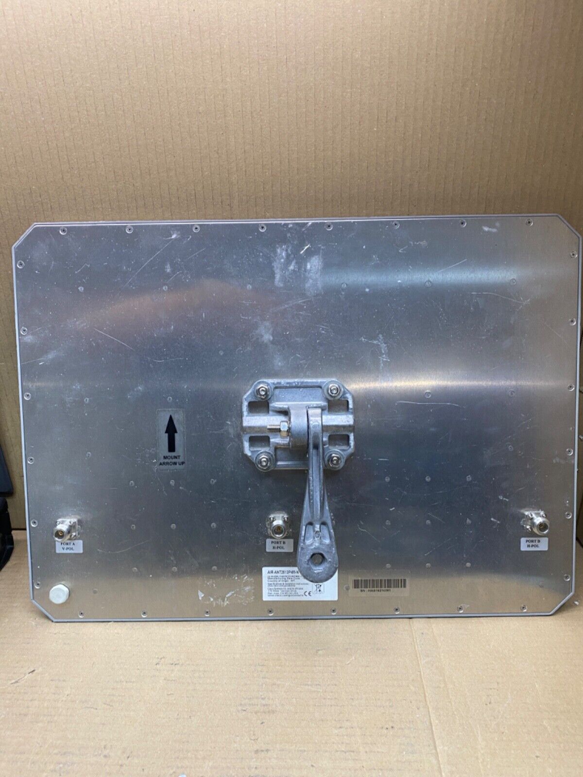 Cisco Dual-Band Antenna AIR-ANT2513P4M-N 13 dBi N-Type Ports 2.4/5GHz