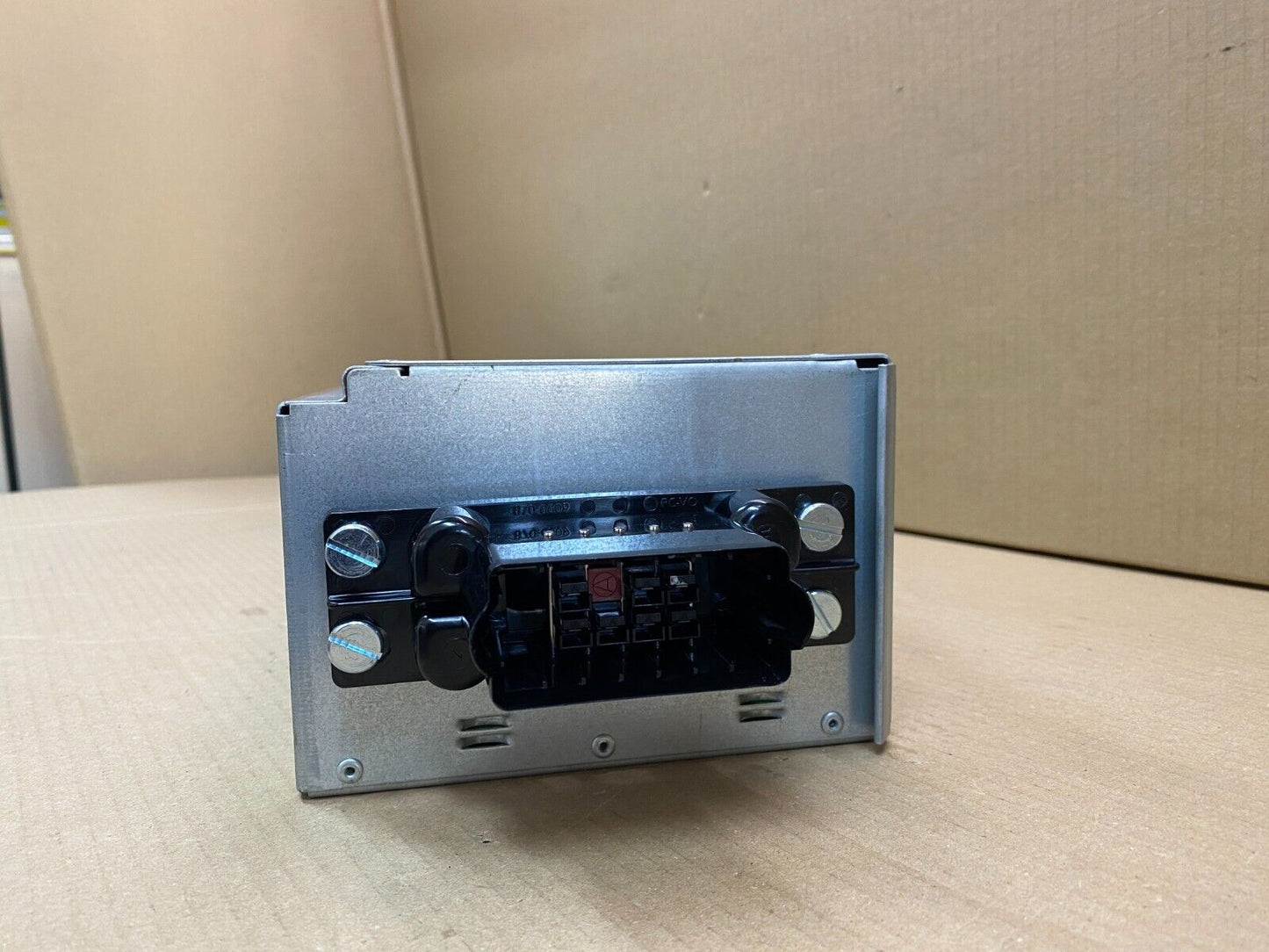 APC Battery Case Pack of 4 Industrial Rack-Mount Hot-Swap  SYBTU1-PLP PX UPS