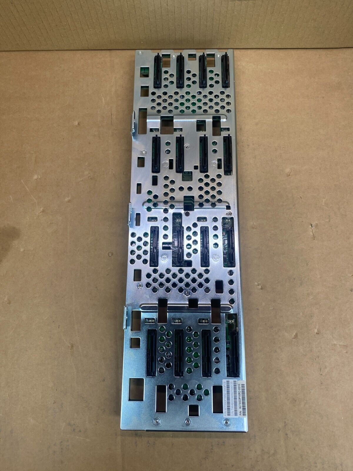 Professional RAID Backplane, SAS SATA EonStor S16FR1430, 16-Bay Hot-Swap