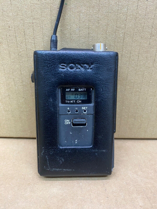Professional UHF Synthesized Audio Transmitter Sony WRT-820 Black