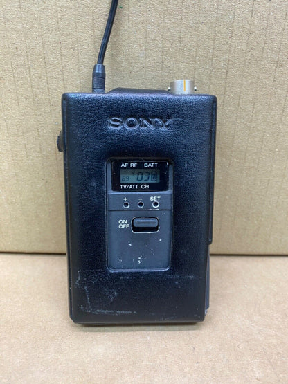 Professional UHF Synthesized Audio Transmitter Sony WRT-820 Black