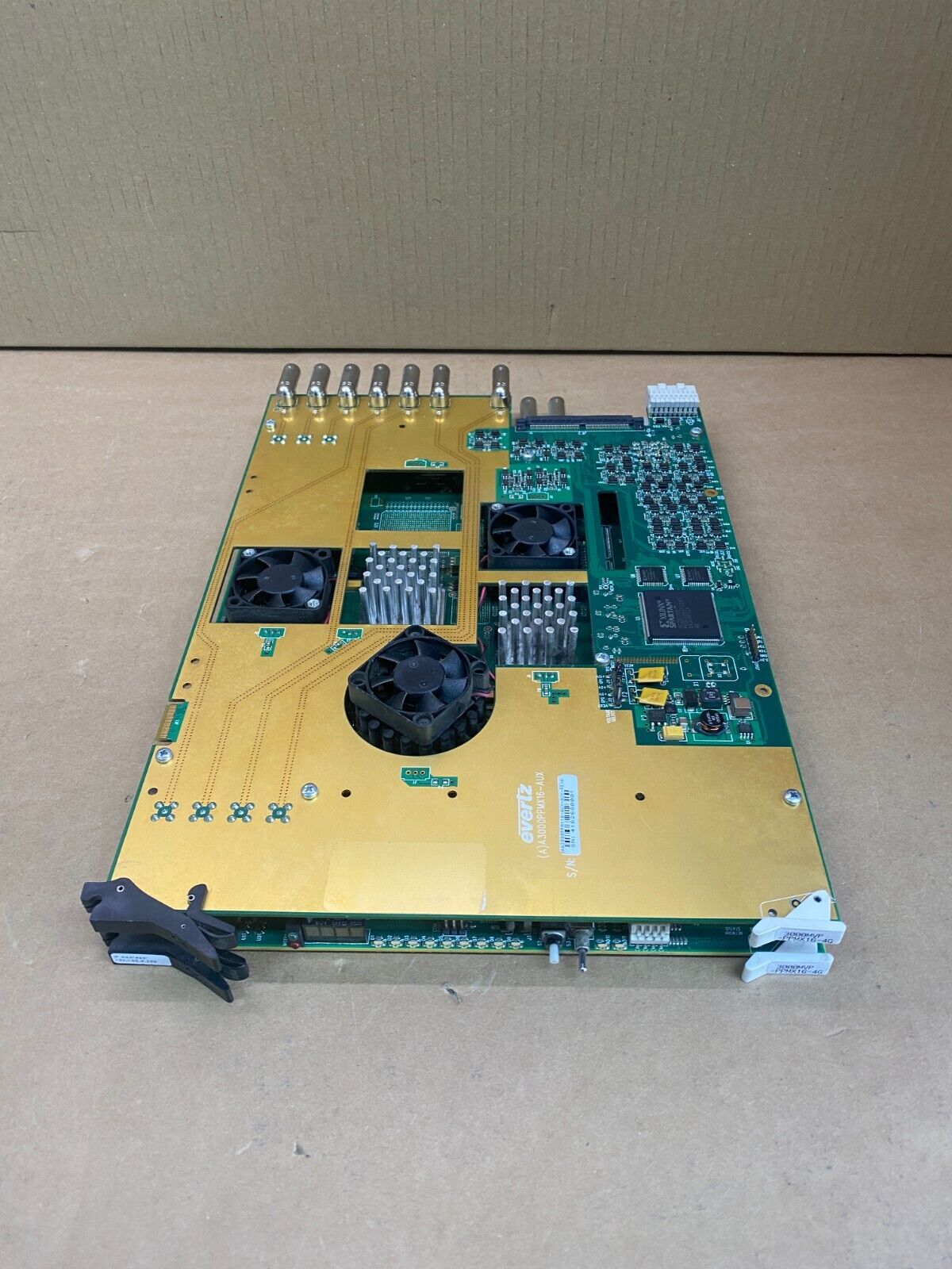 Broadcast Display Processor Evertz 3000MVP-PPMX16-4H4G SDI HDMI Rack-Mount Unit