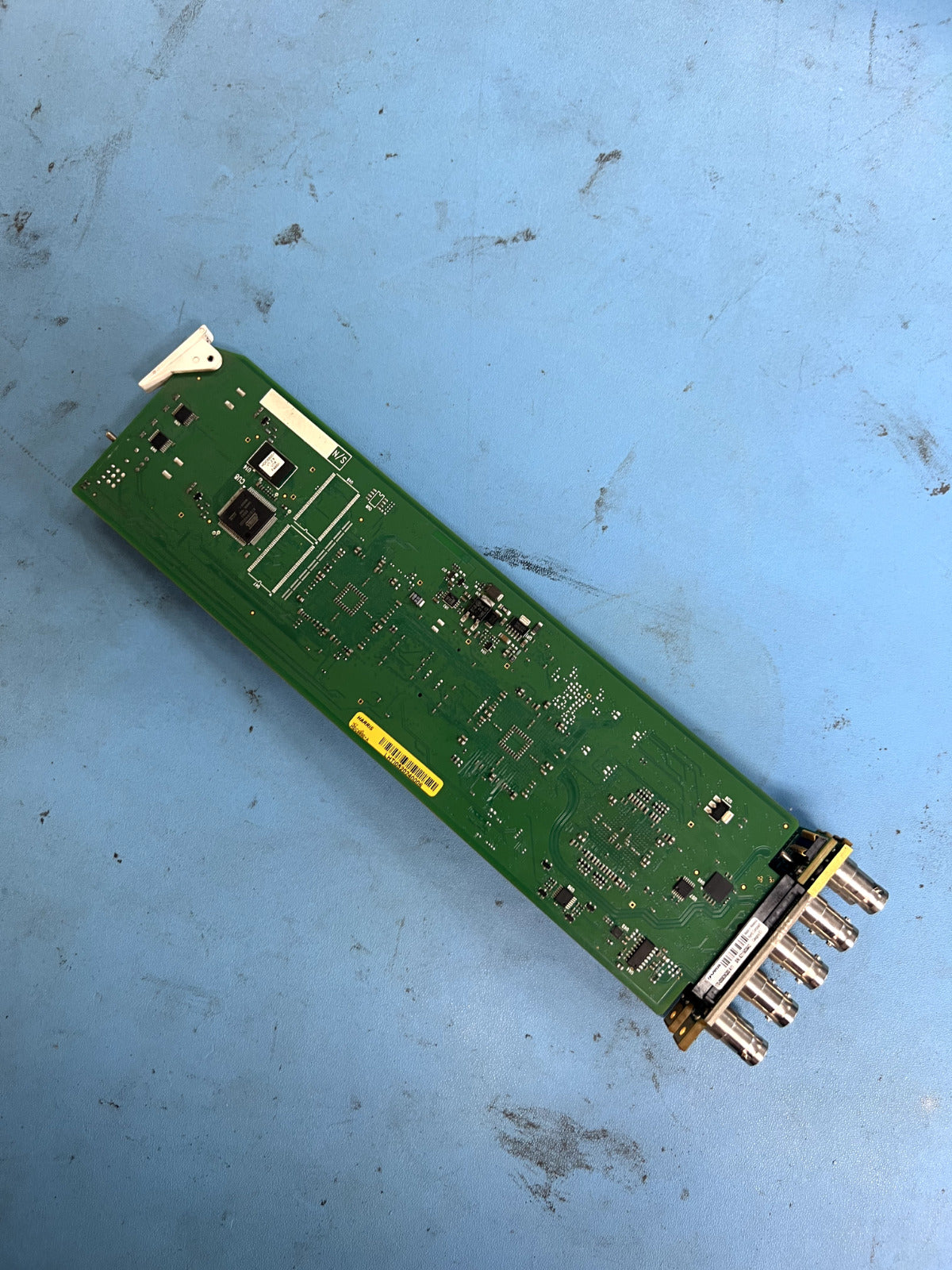 Broadcast SDI Down Converter Reclocking Amp Harris HDC6800 CE708 HD-SD