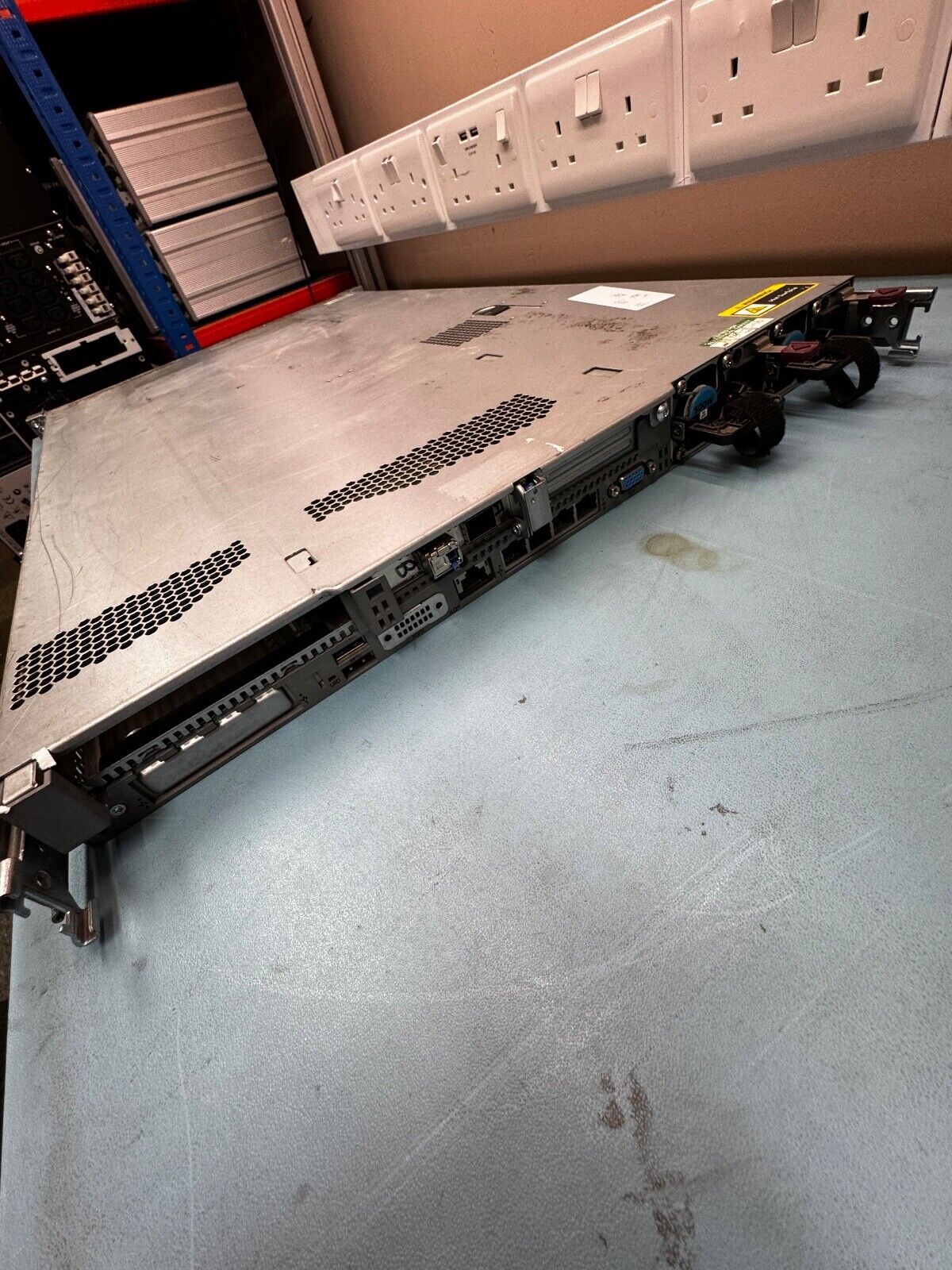 High-Performance Server HP DL360 Gen9 Xeon E5 32GB RAM 1U Ethernet