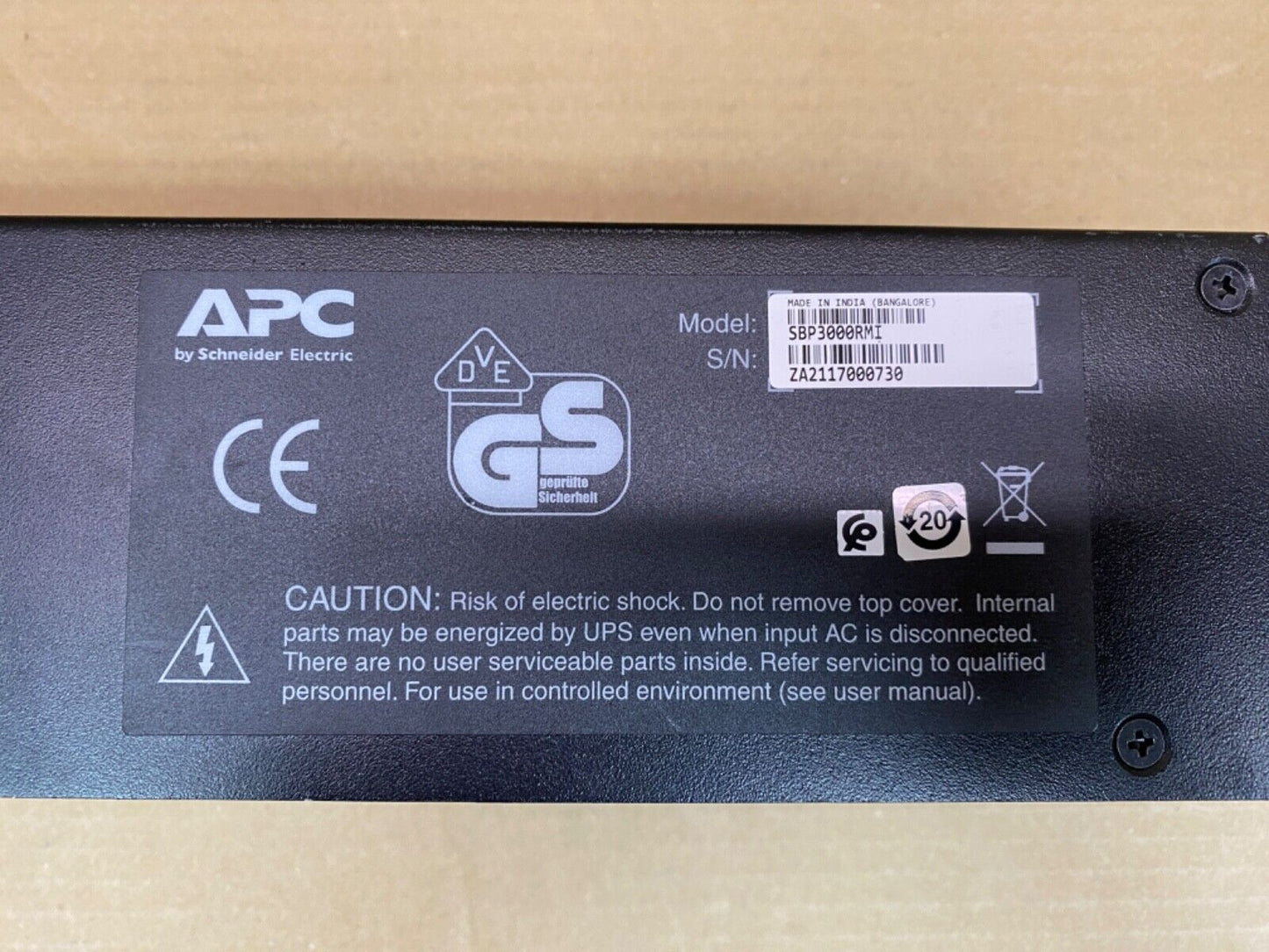 APC SBP3000RMI Service Bypass PDU, 230V 16AMP Rack-Mount Power Unit