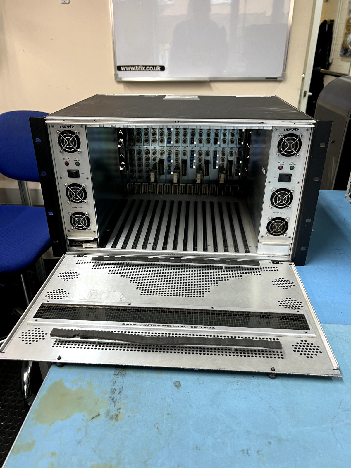 Broadcast Multi-Image Processor HD Frame Evertz 3000FR 3RU SDI 1080p