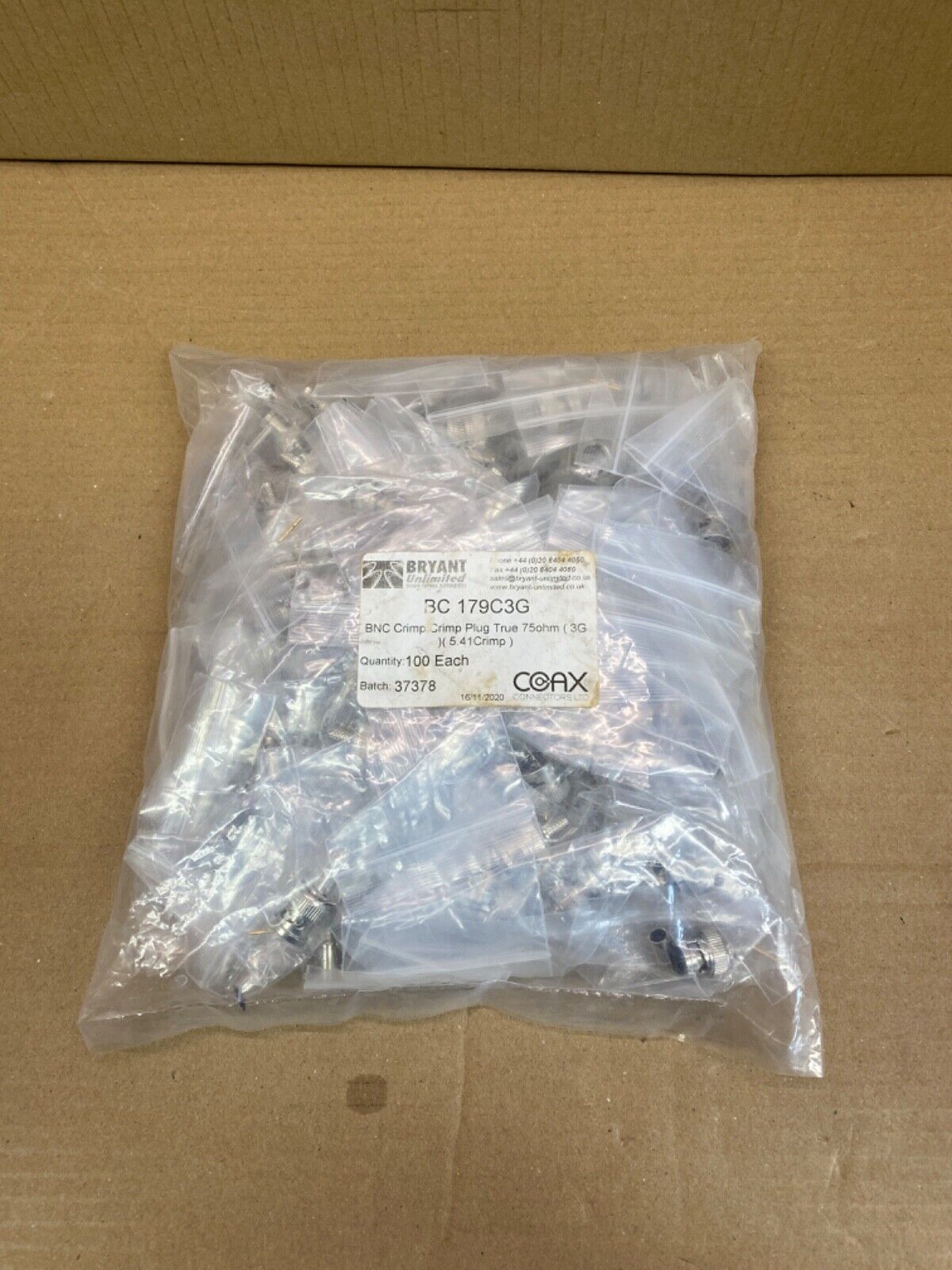 Broadcast BNC Connector, 75Ω Amphenol RF Plug Cable Mount, Crimp, 100x