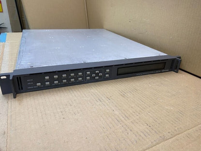 Broadcast Multi-Format SD HD 3G Signal Generator Tektronix TG700 SDI