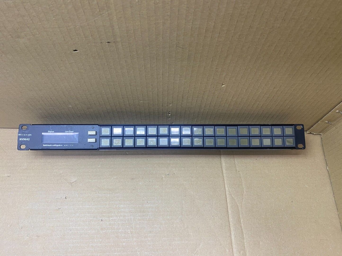 LCD Button Panel Miranda NV9642 Broadcast , 1RU Rack-Mount, SDI Control