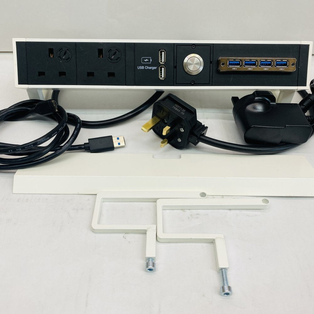 Bachmann DESK 2 USB Power Strip 6-Pack Dual USB 3.0 2 AC Outlets Type C