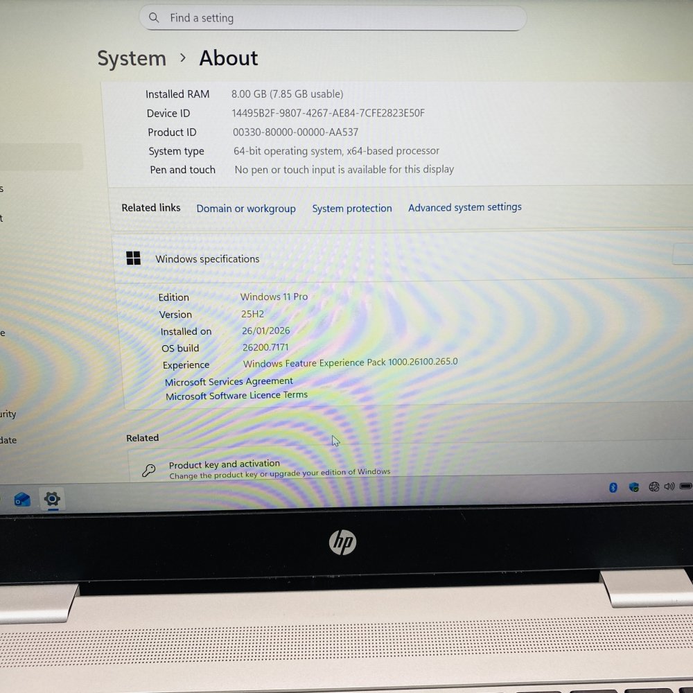 HP ProBook 640 G4 i5-7300U 8GB RAM 477GB SSD Windows 11 Pro + Charger