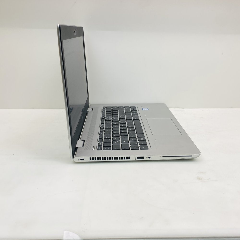 HP ProBook 640 G4 i5-7300U 8GB RAM 477GB SSD Windows 11 Pro + Charger