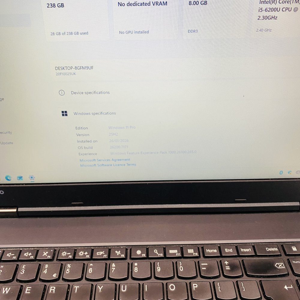 Lenovo ThinkPad L560 i5-6200U 8GB 238GB SSD Windows 11 Pro + Charger (Grade D)