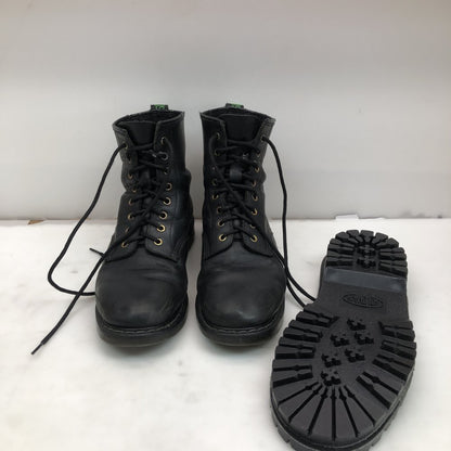 Solovair Black Greasy 8 Eye Boot - UK 8 & Commando Soles