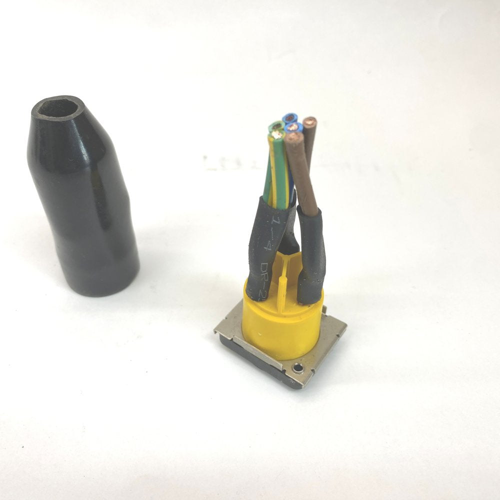 Joblot of 40 Black Panel-Mount Circular Cable Connectors with Leads AS IS Bundle