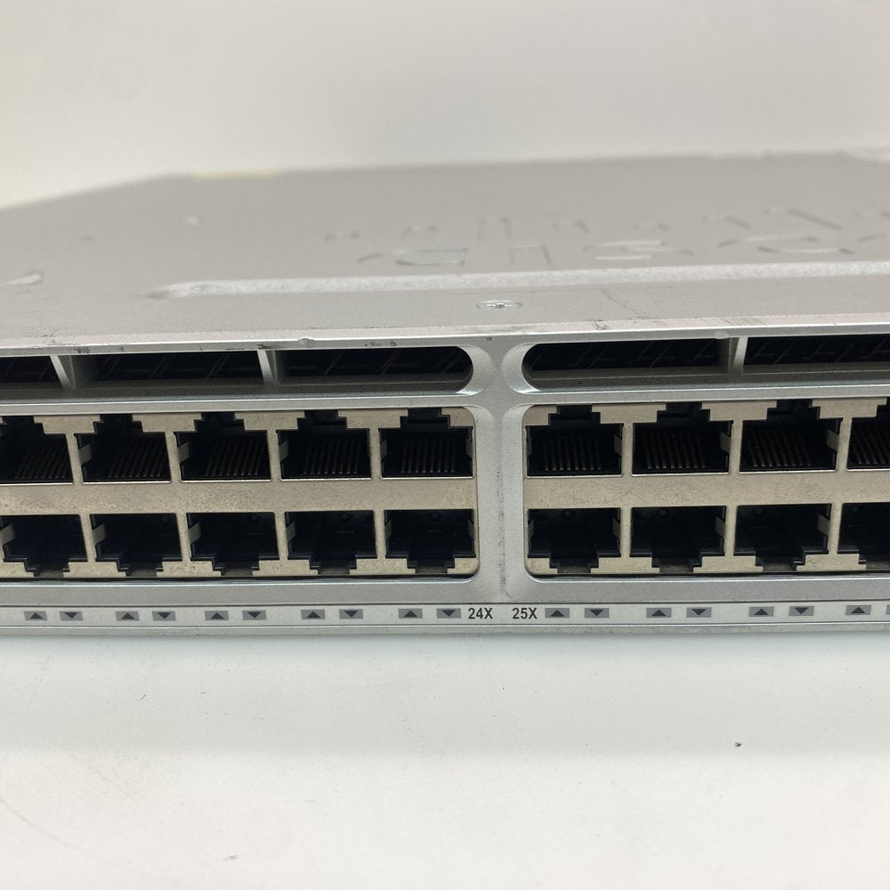 Cisco Catalyst 3850 48-Port Gigabit Switch WS-C3850-48T-L Rackmount Used