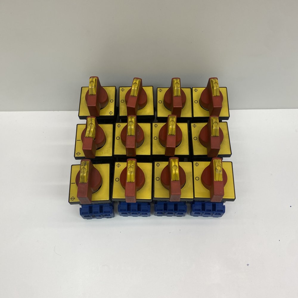 Industrial Rotary Isolator Switch 3 Pole 32A Kraus & Naimer KG32 Panel Mount x12