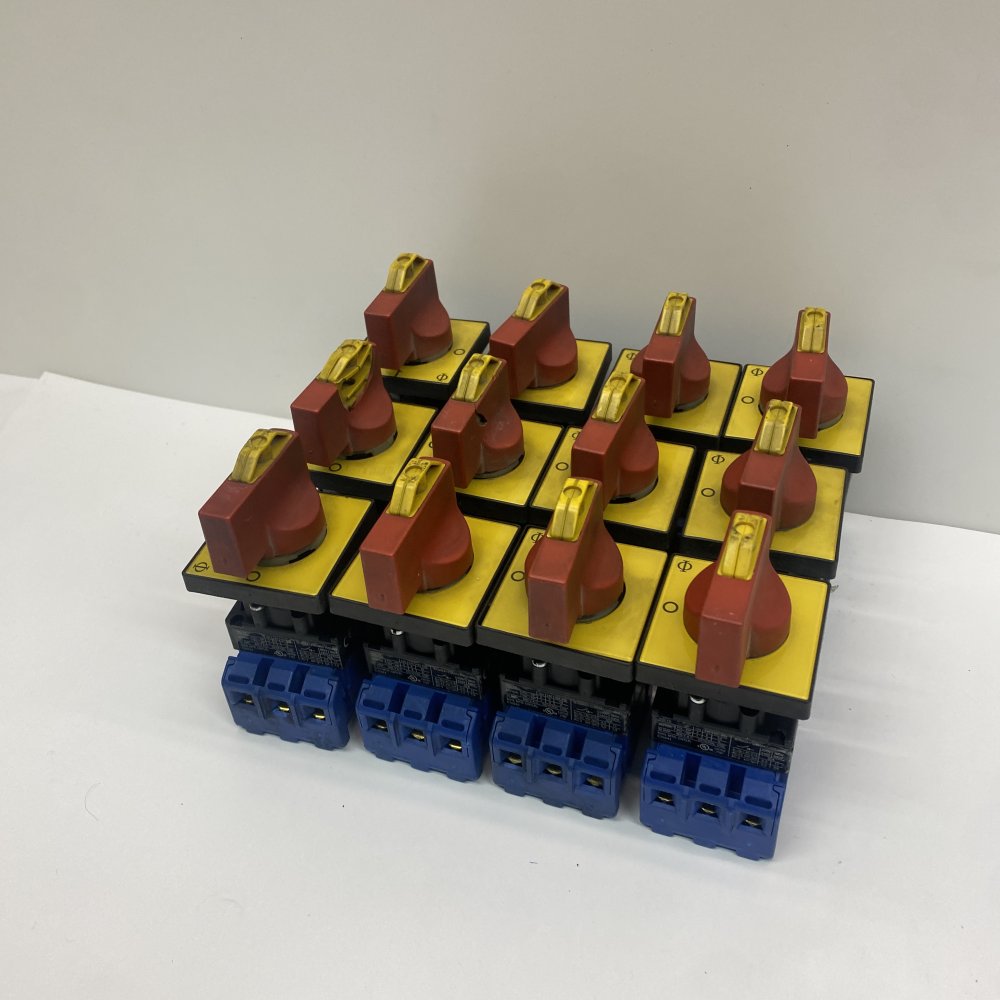 Industrial Rotary Isolator Switch 3 Pole 32A Kraus & Naimer KG32 Panel Mount x12