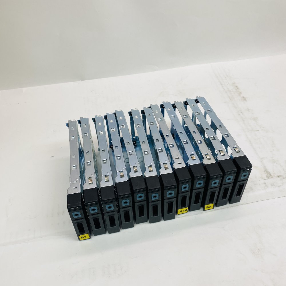 Hot Swap 3.5in Drive Caddy Trays Dell Server Hard Drive Bay 12x SAS SATA Rails