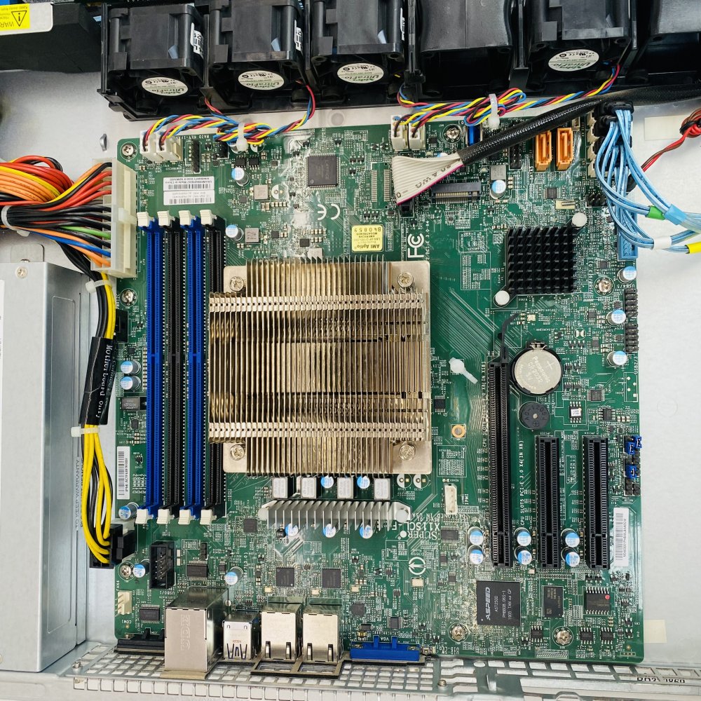 Supermicro X11SCL-F 1U Rackmount Server Chassis SAS SATA Hot Swap (No RAMs)