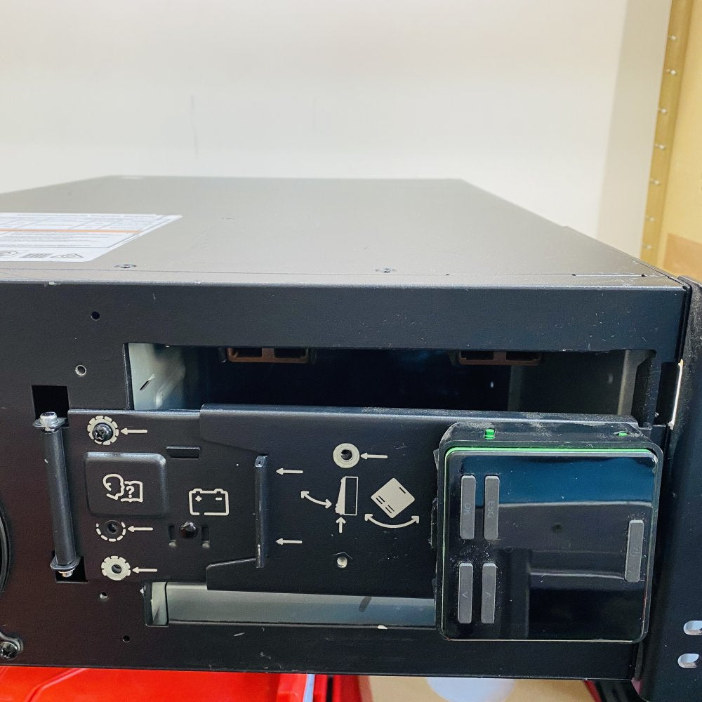 APC SRT6KRMXLI 6kVA Rack UPS 230VAC Sinewave IEC USB Ethernet
