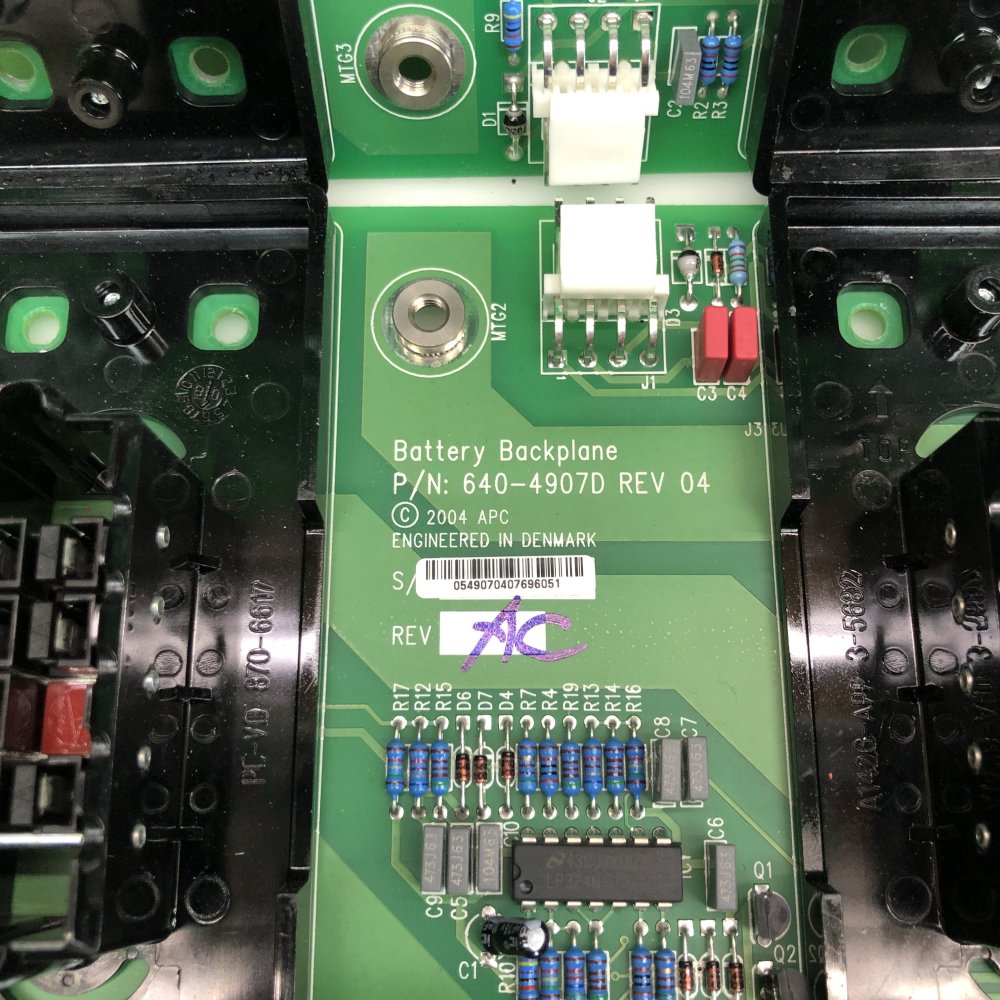 37 x APC UPS Battery Backplane 640-4907D REV 04 OEM Tested German Made