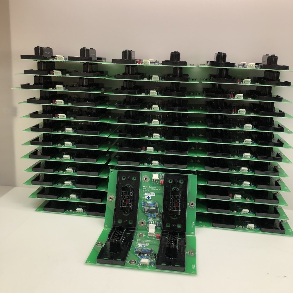 37 x APC UPS Battery Backplane 640-4907D REV 04 OEM Tested German Made