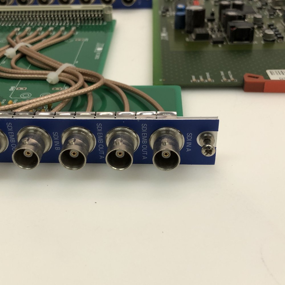 Leitch VEA6800+ Analog Video Equaliser & Axon ADC24 + HDC6800 Boards
