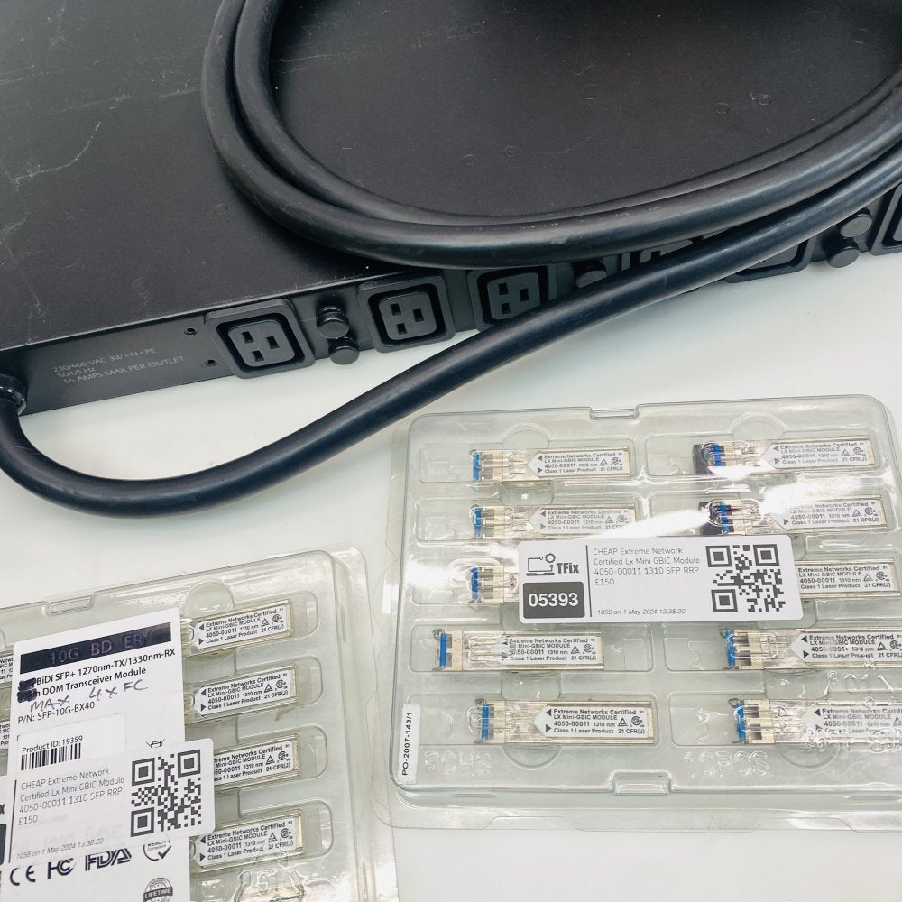 Industrial Managed Gigabit Switch Advantech EKI-7657C 2 units APC PDU 20 SFP