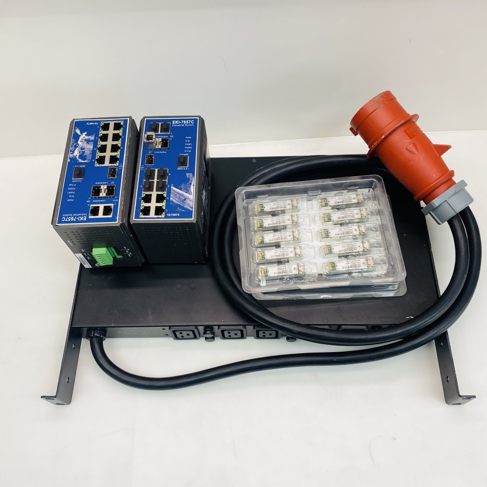Industrial Managed Gigabit Switch Advantech EKI-7657C 2 units APC PDU 20 SFP