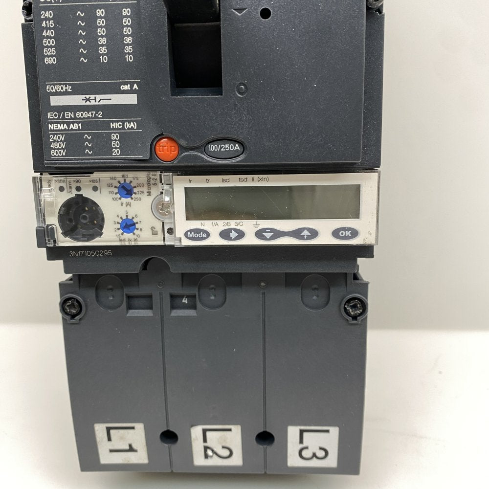 Industrial Molded Case Circuit Breaker Micrologic Schneider NSX250N 3P 250A