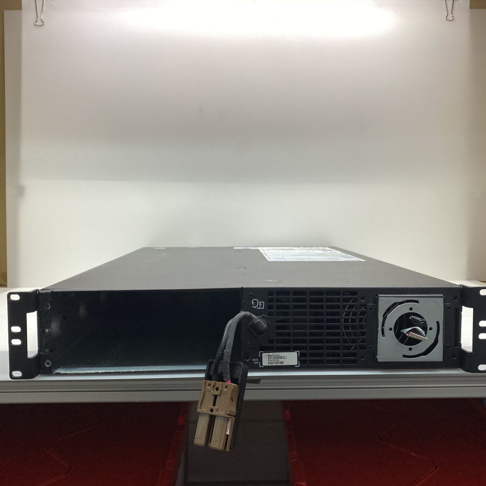 APC SRT3000RMXLI 3kVA Rackmount UPS Missing Screen 230V Surge Protected 480J