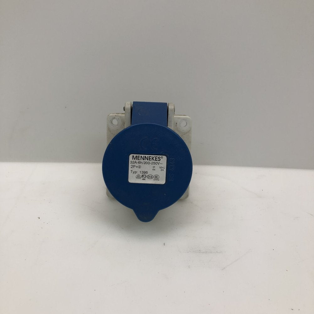 Mennekes Typ 1395 32A 200-250V 2P+E Panel Inlet IP44 Industrial Grey