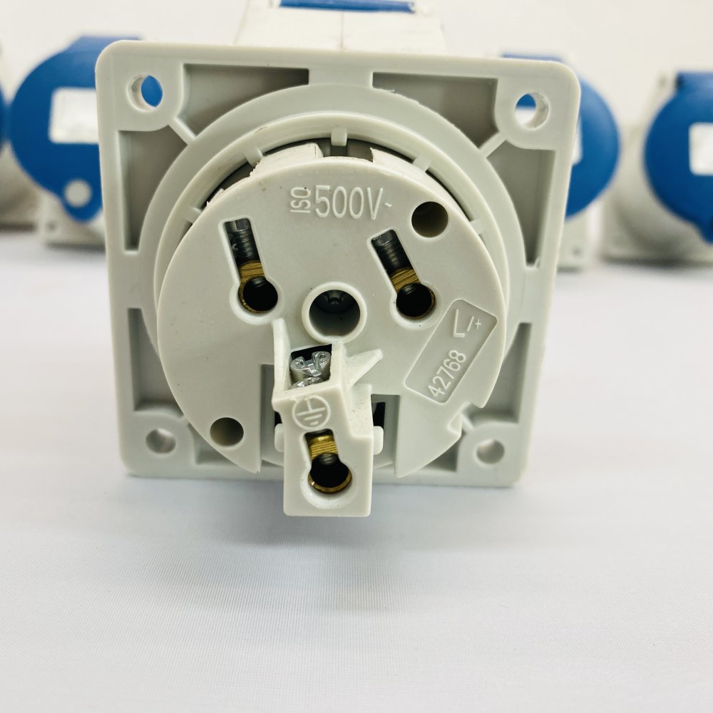 5 x Mennekes Typ 1395 32A 200-250V 2P+E Panel Inlet IP44 Industrial Grey