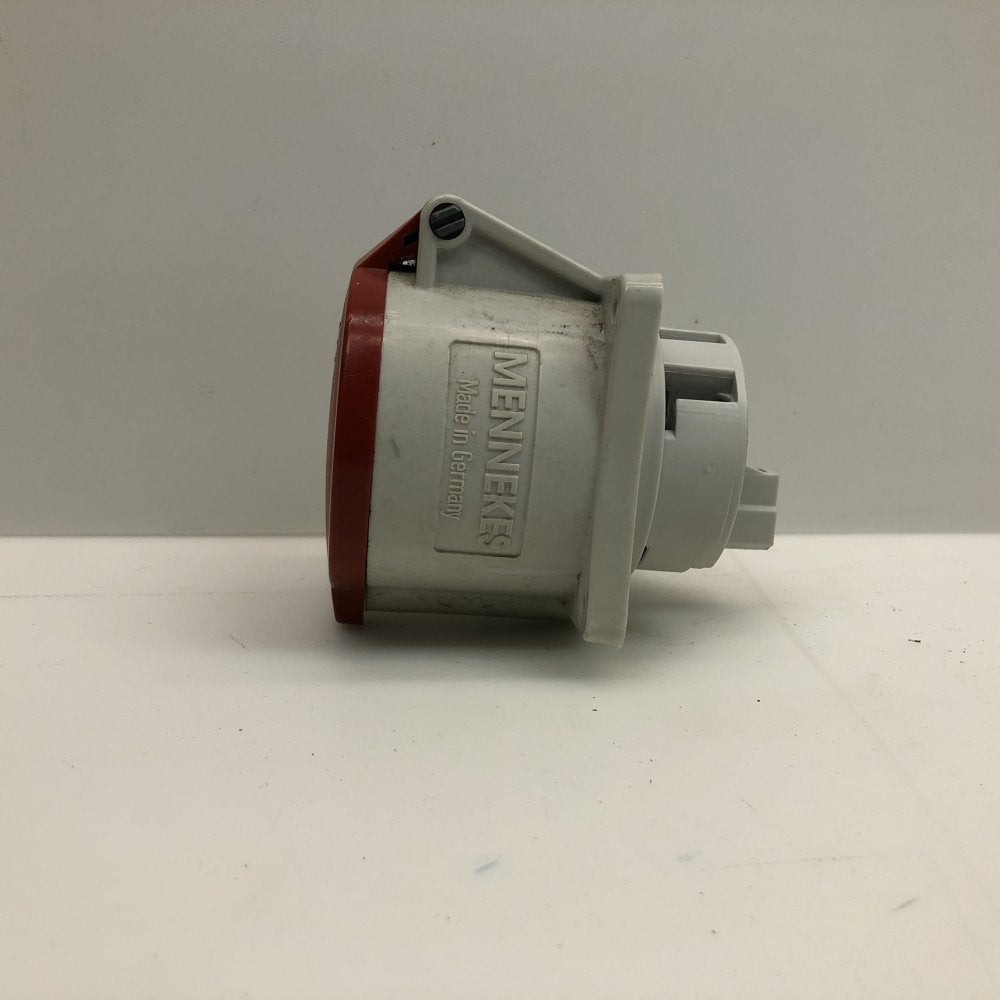 Mennekes Typ3451 32A 3P+N+E IEC Socket IP44 Industrial Panel Mount