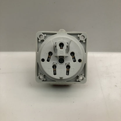 Mennekes Typ3451 32A 3P+N+E IEC Socket IP44 Industrial Panel Mount