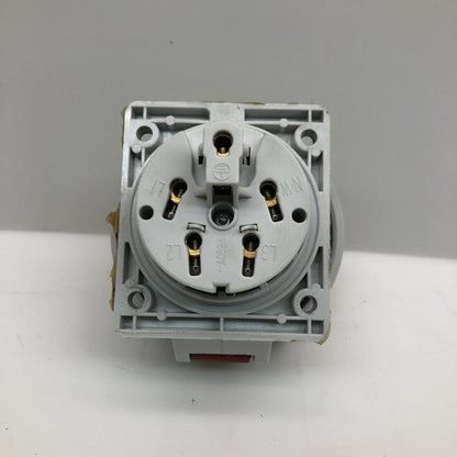 MENNEKES 32A 3P+N+E IP67 Power Inlet Socket 240/415V Industrial Panel