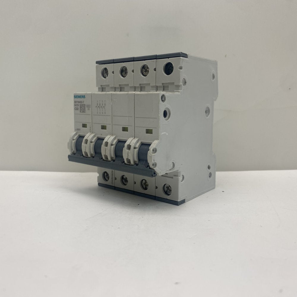 Siemens 5SY6432-7 32A 400V 4 Pole MCB DIN Rail Overload Protection