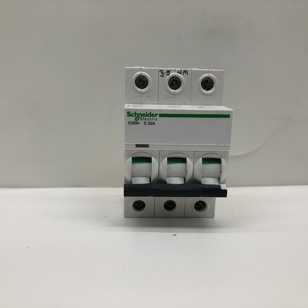 Schneider Electric iC60H 3 Pole 32A MCB Circuit Breaker Industrial C Curve