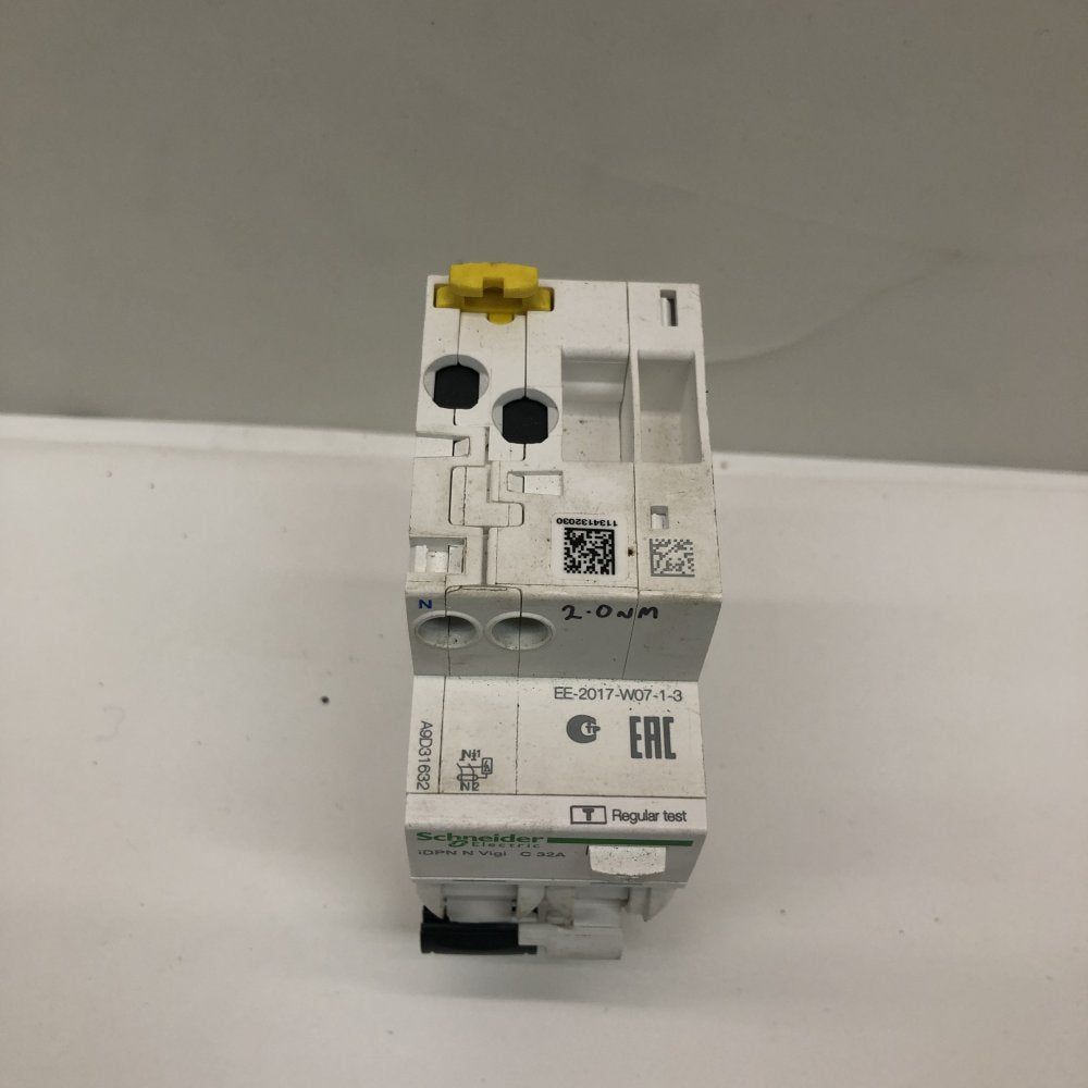 Schneider iDPN N Vigi 32A RCBO C Curve DIN Rail Residual Current Circuit